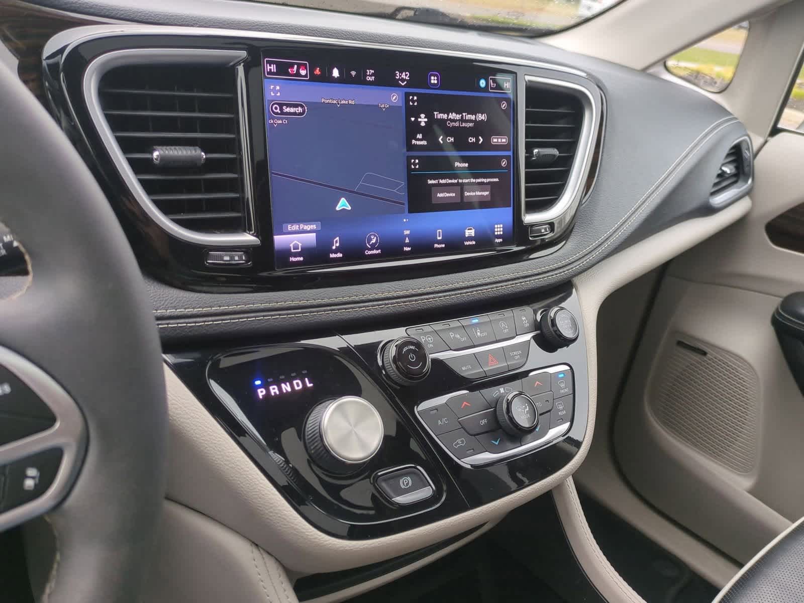 Thumbnail: 2022 Chrysler Pacifica - 31