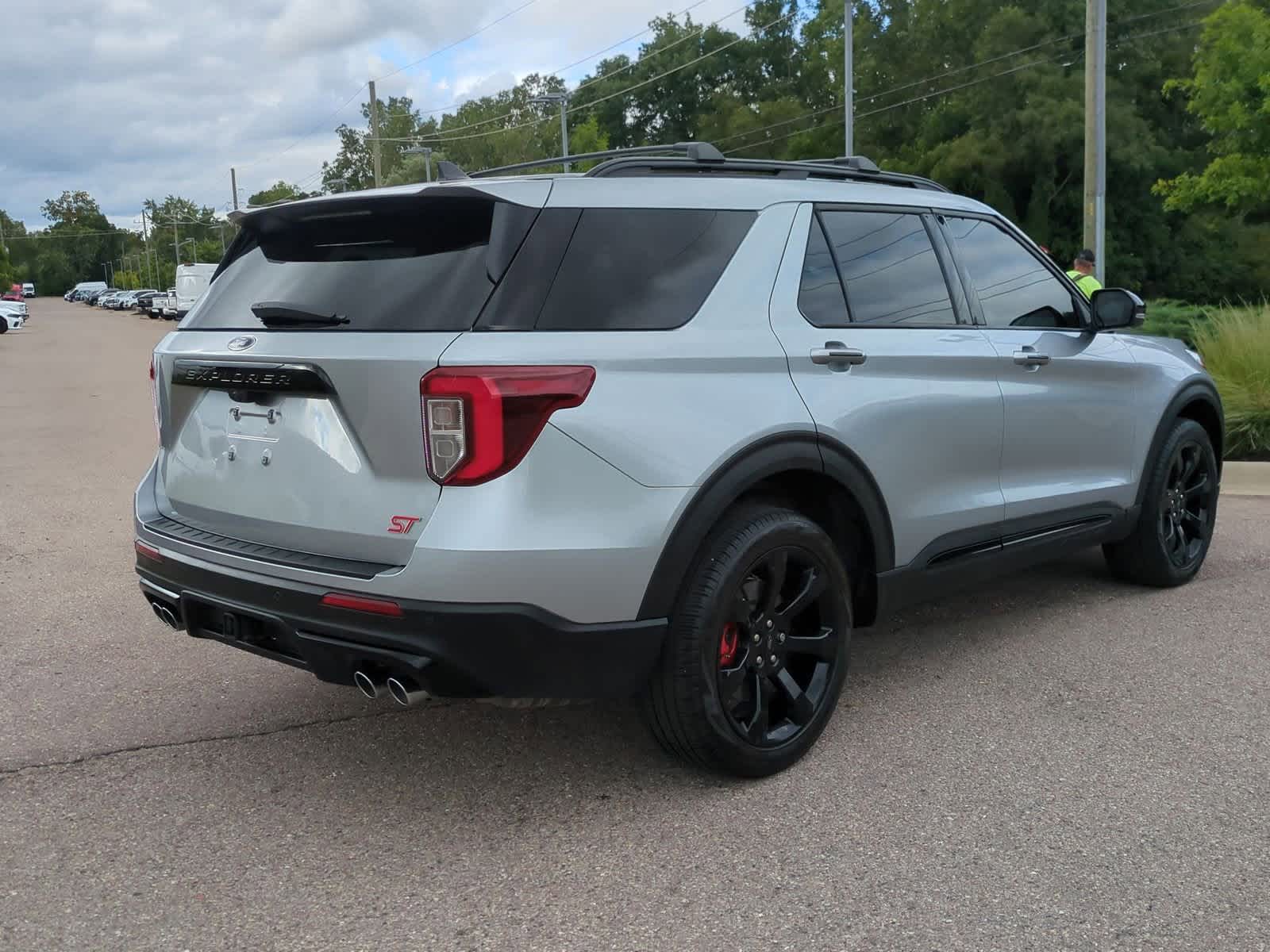Thumbnail: 2023 Ford Explorer - 8