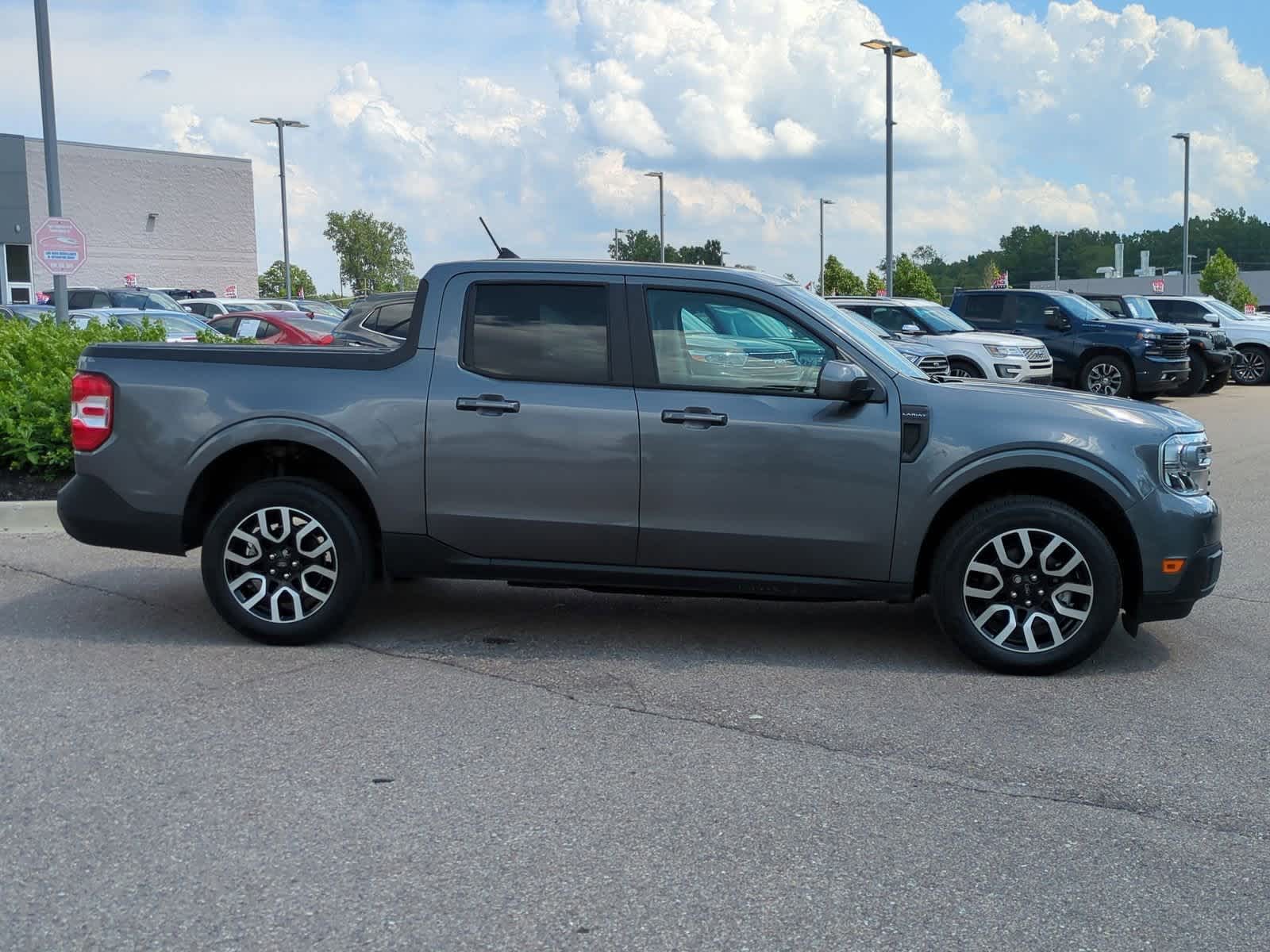 Thumbnail: 2022 Ford Maverick - 9