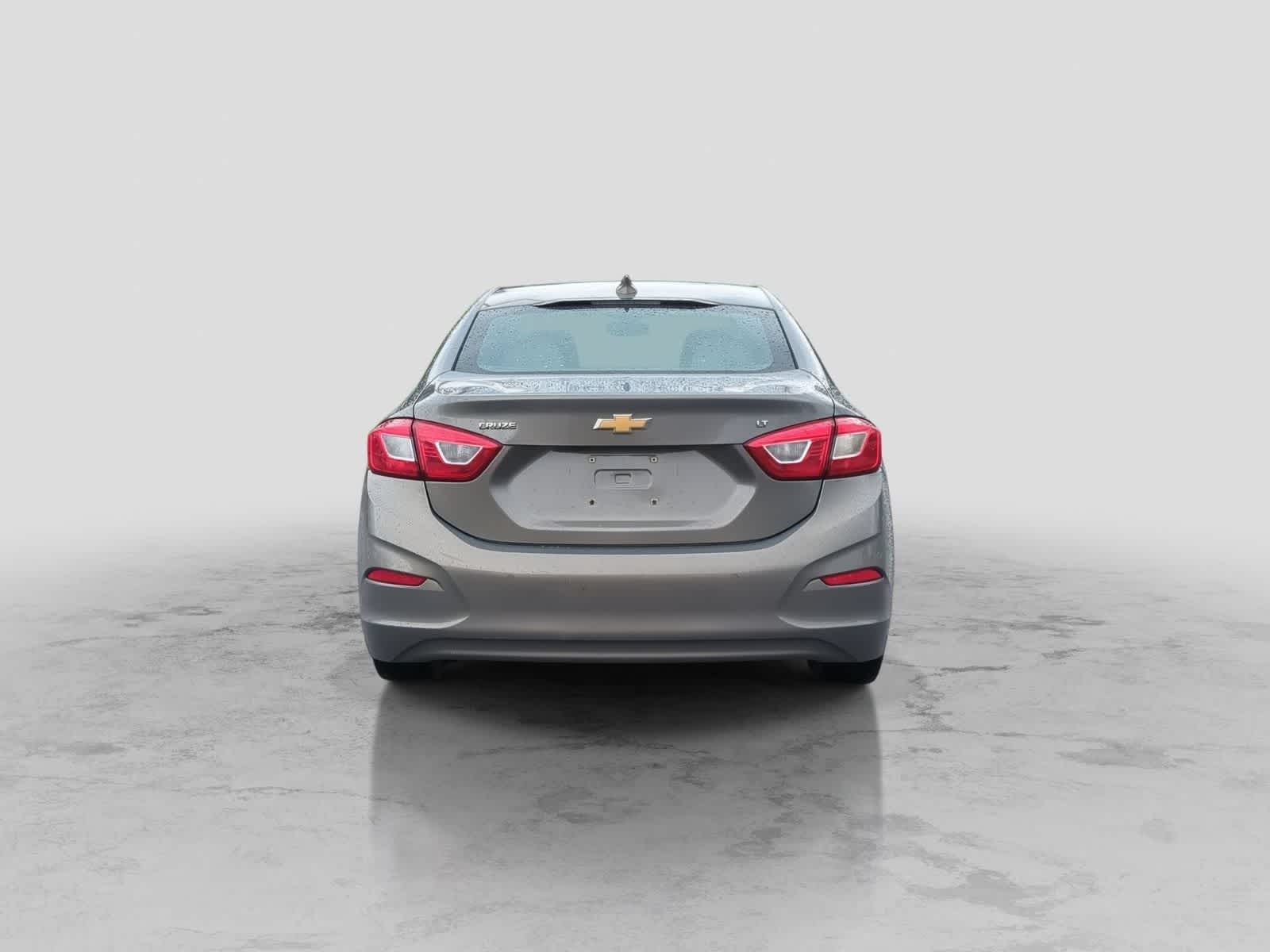 Thumbnail: 2018 Chevrolet Cruze - 7
