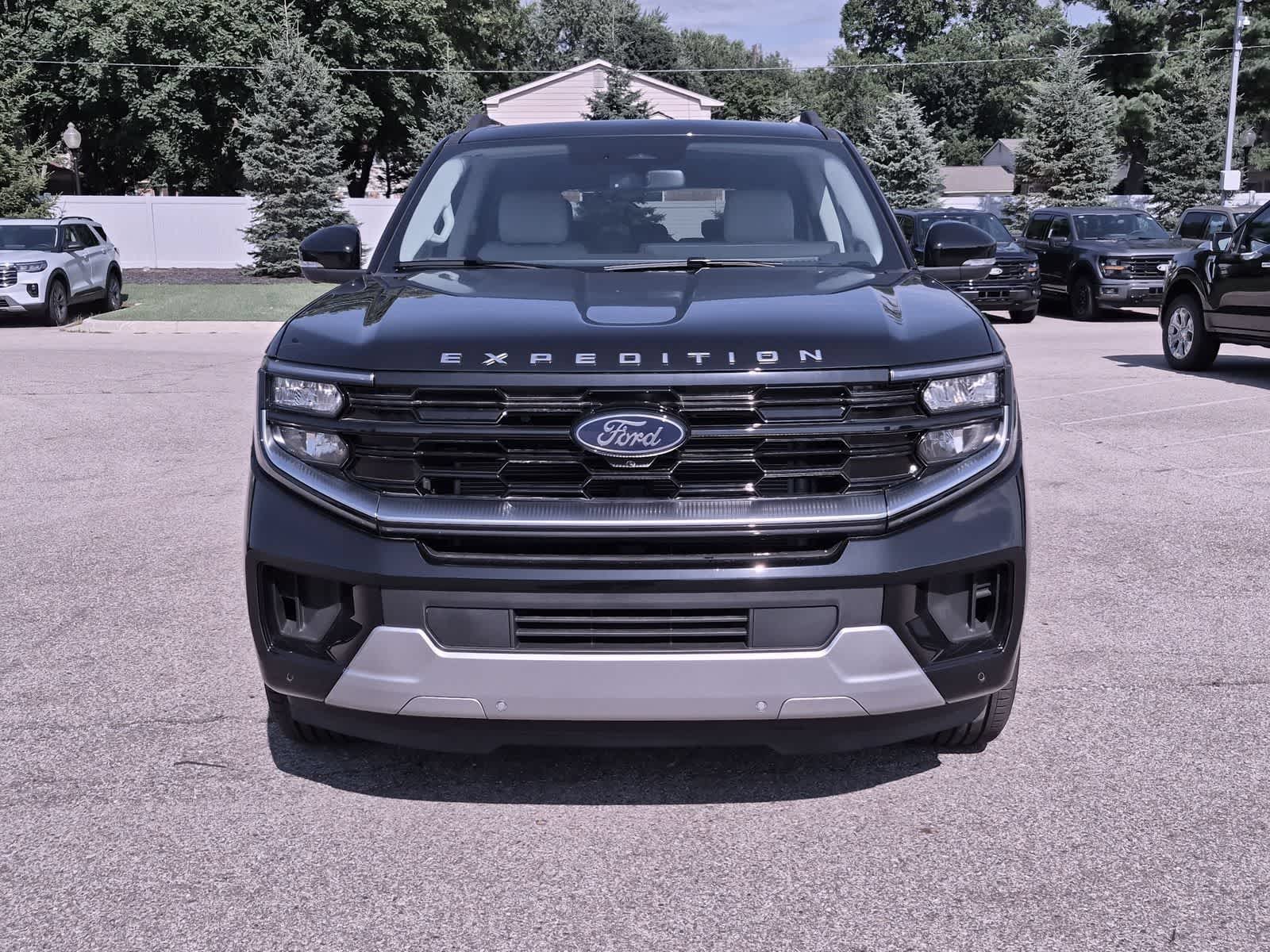 Thumbnail: 2025 Ford Expedition - 3