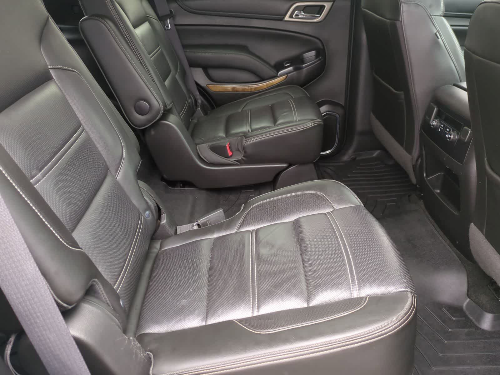 Thumbnail: 2017 GMC Yukon - 21