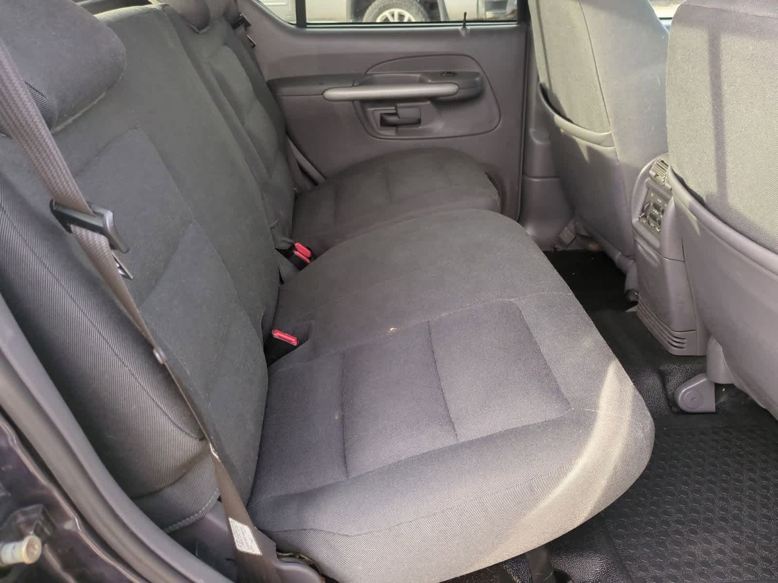 Thumbnail: 2001 Ford Explorer Sport Trac - 20