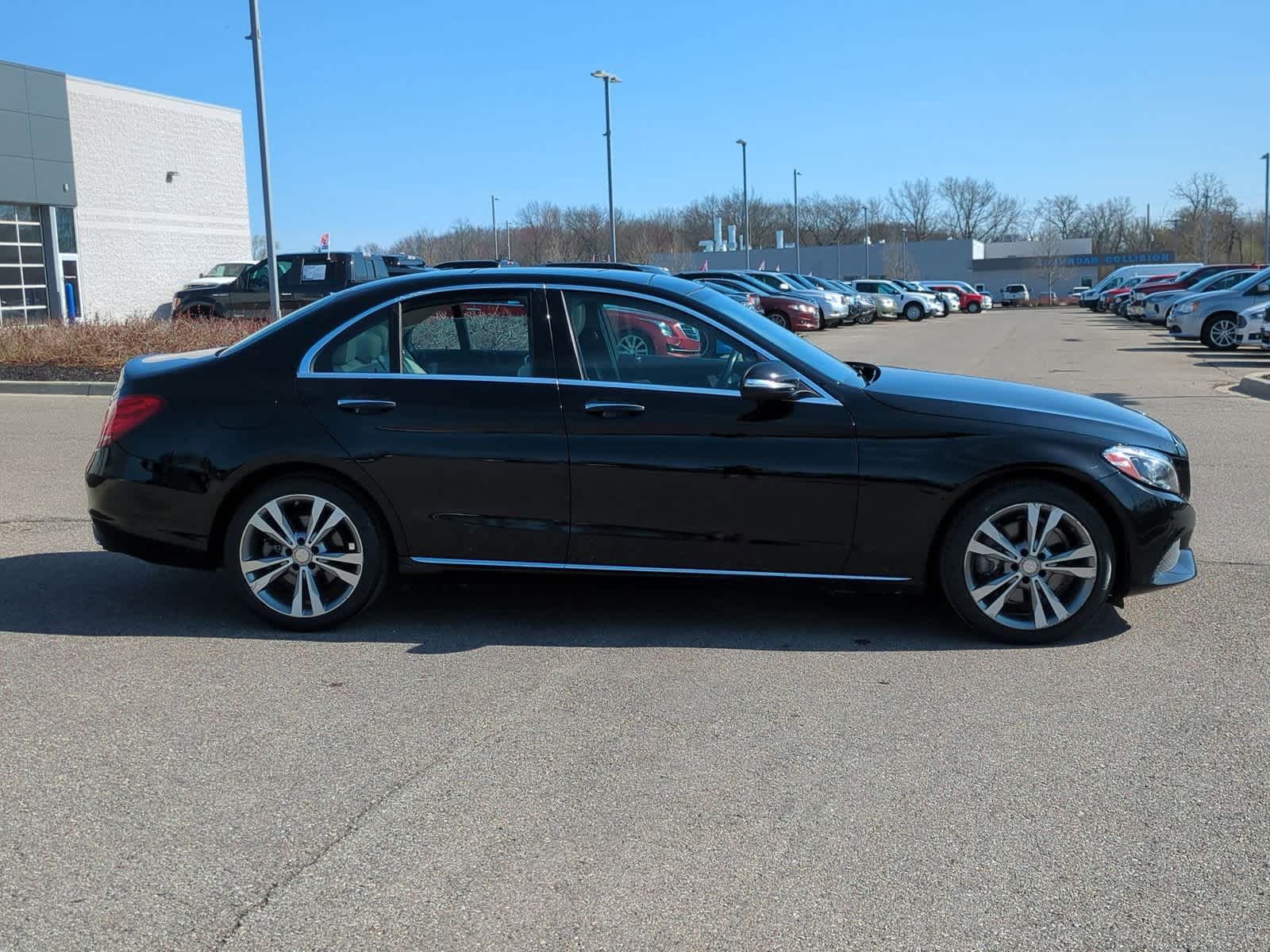 Thumbnail: 2015 Mercedes-Benz C-Class - 9
