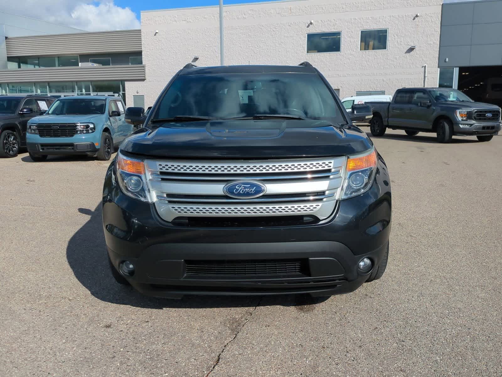 Thumbnail: 2012 Ford Explorer - 3