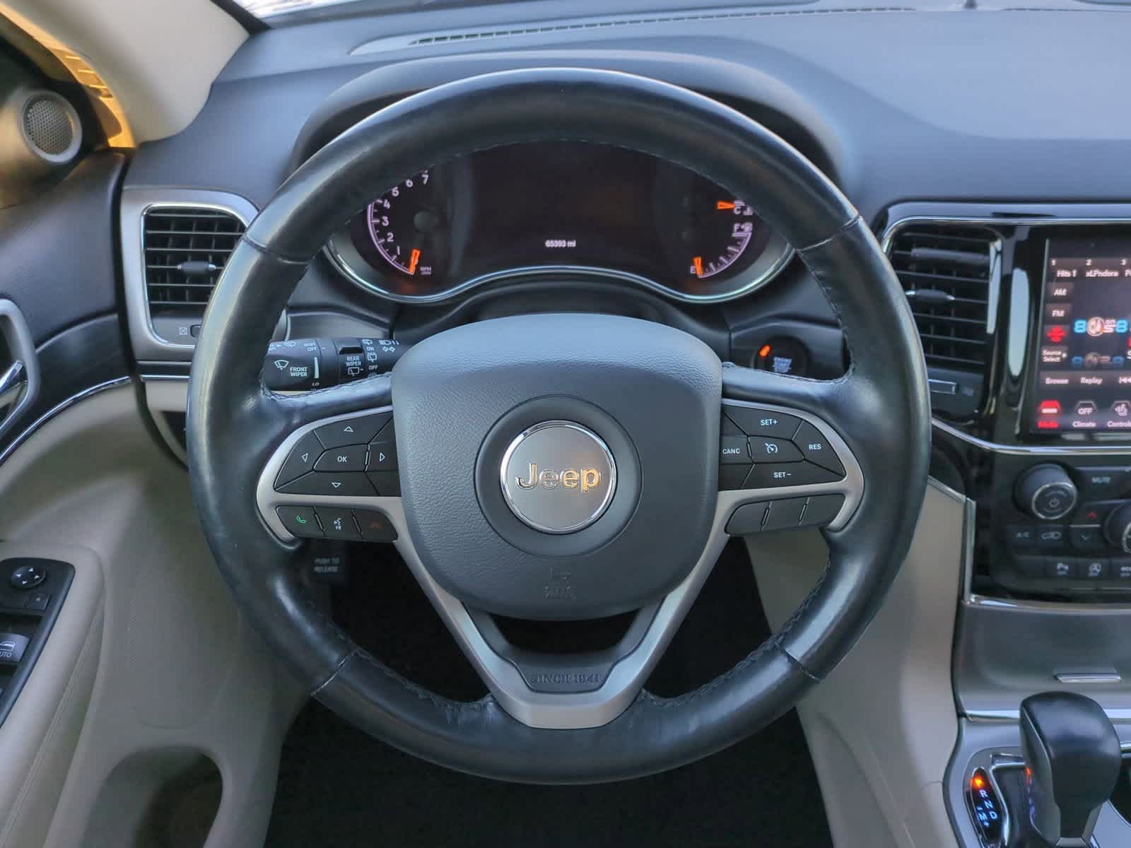 Thumbnail: 2020 Jeep Grand Cherokee - 24