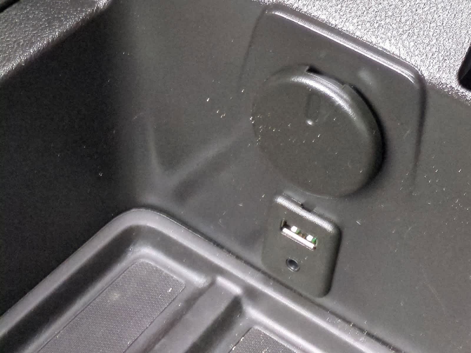 Thumbnail: 2010 Chevrolet Camaro - 31