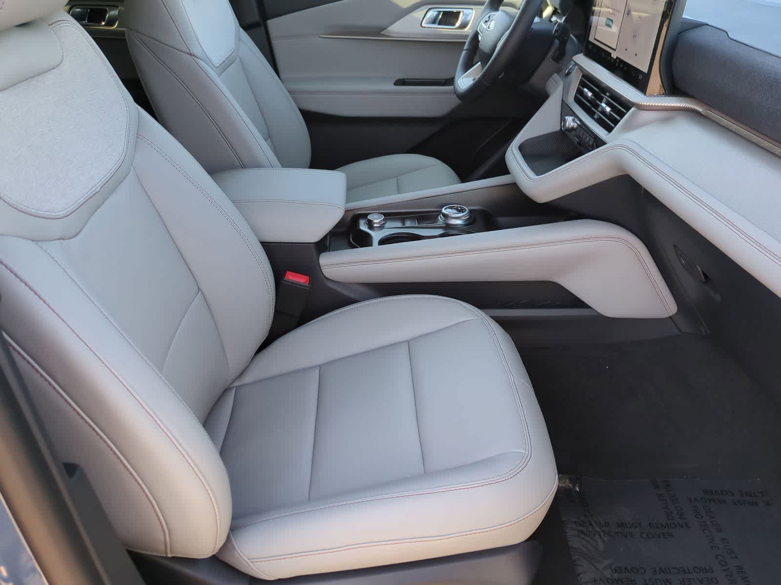 Thumbnail: 2026 Ford Explorer - 21