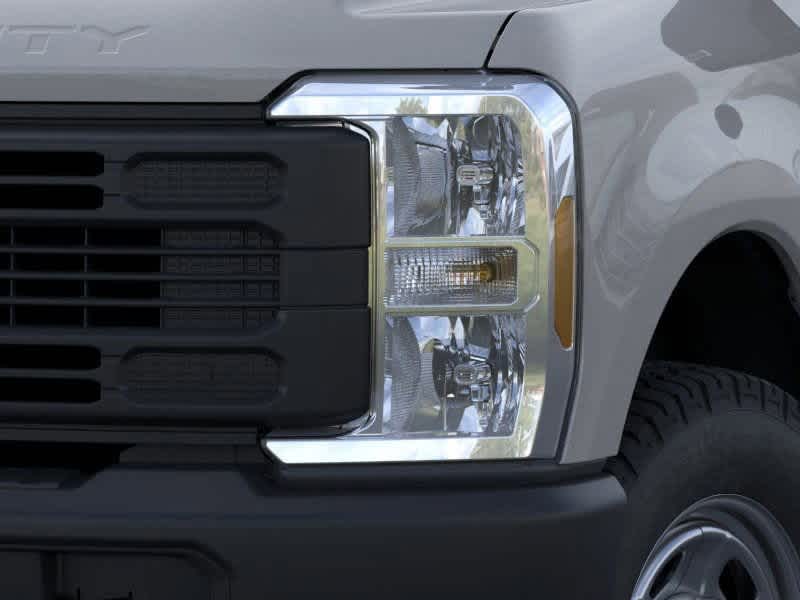 Thumbnail: 2025 Ford Econoline - 18