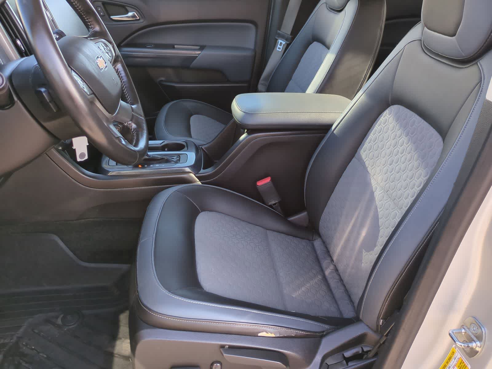 Thumbnail: 2018 Chevrolet Colorado - 16