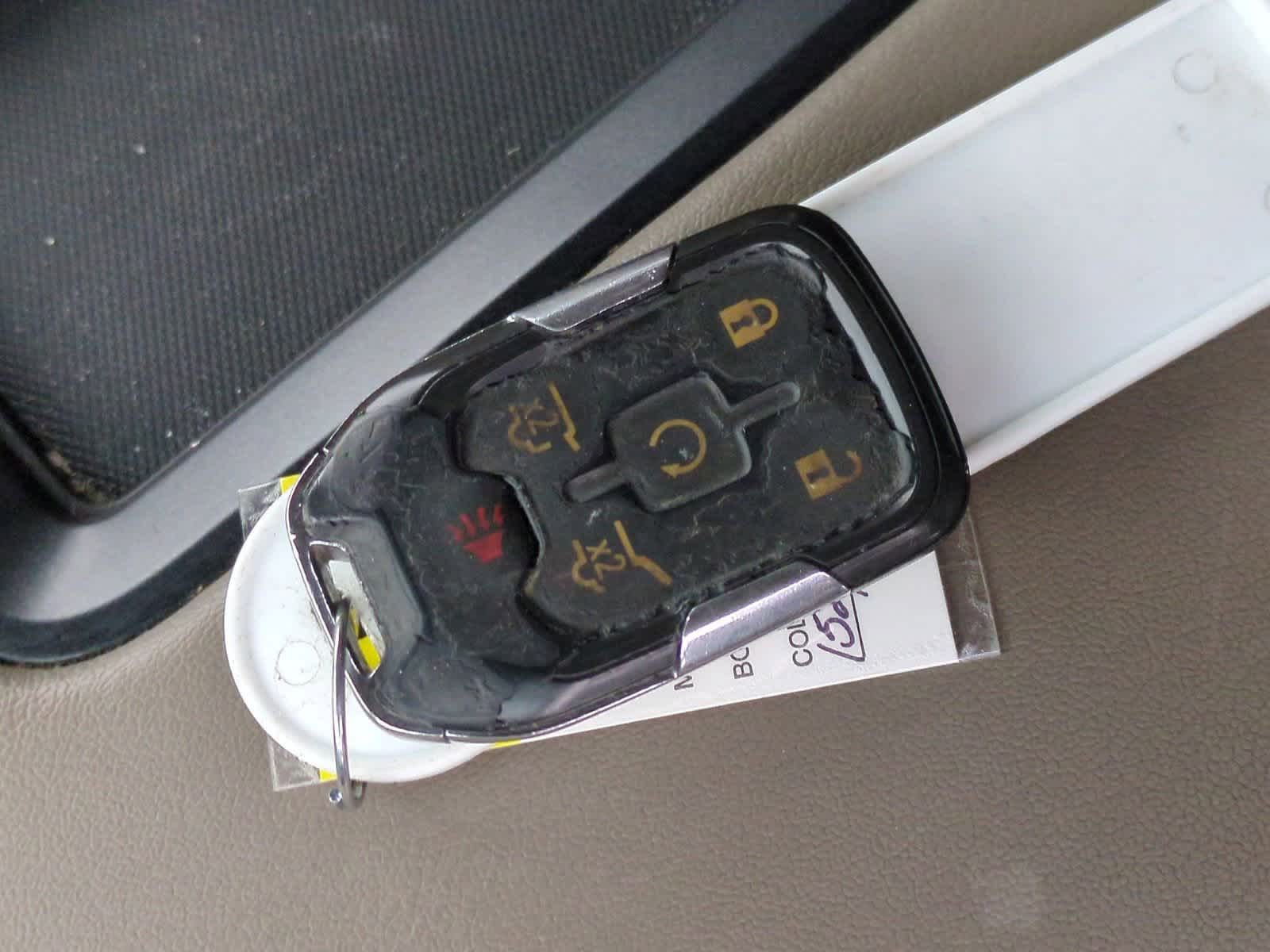 Thumbnail: 2020 GMC Yukon XL - 38