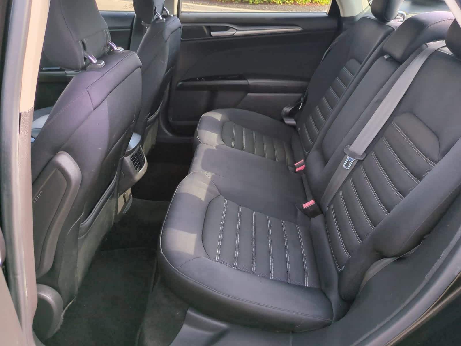 Thumbnail: 2014 Ford Fusion - 20