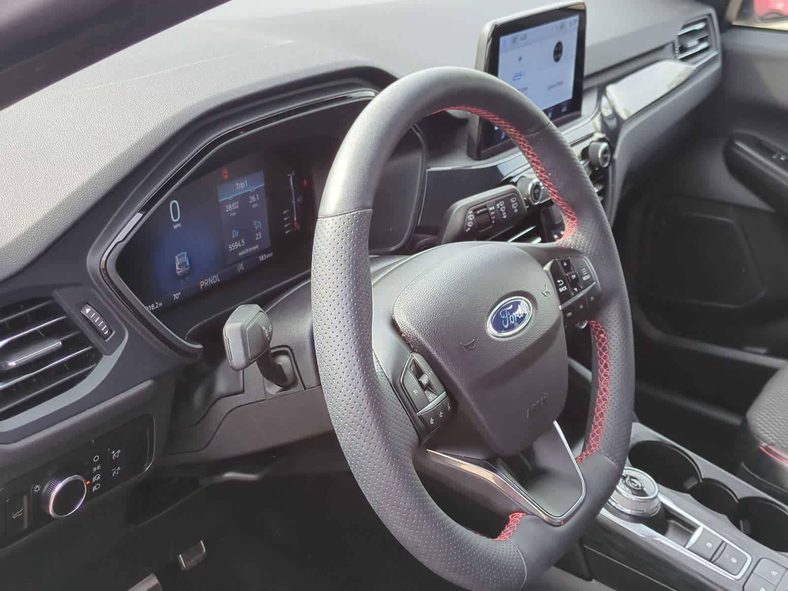 Thumbnail: 2023 Ford Escape - 10