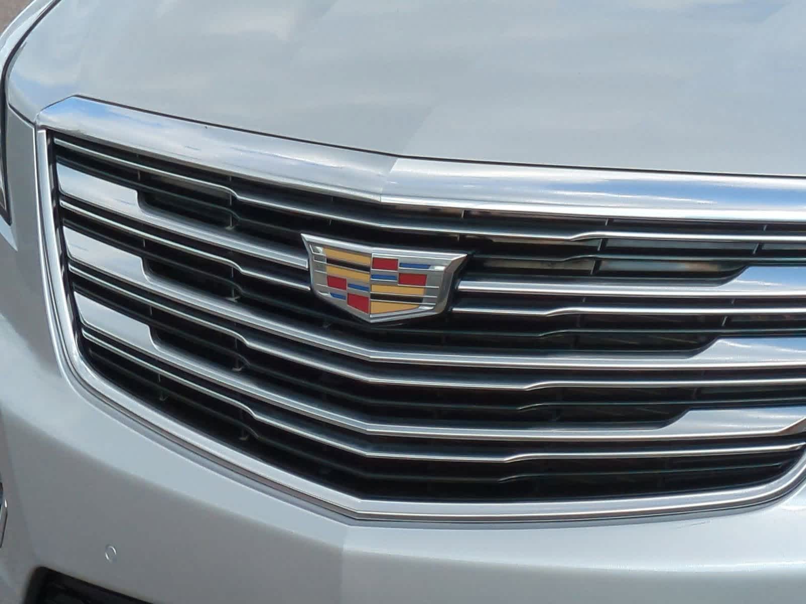 Thumbnail: 2019 Cadillac XT5 - 12