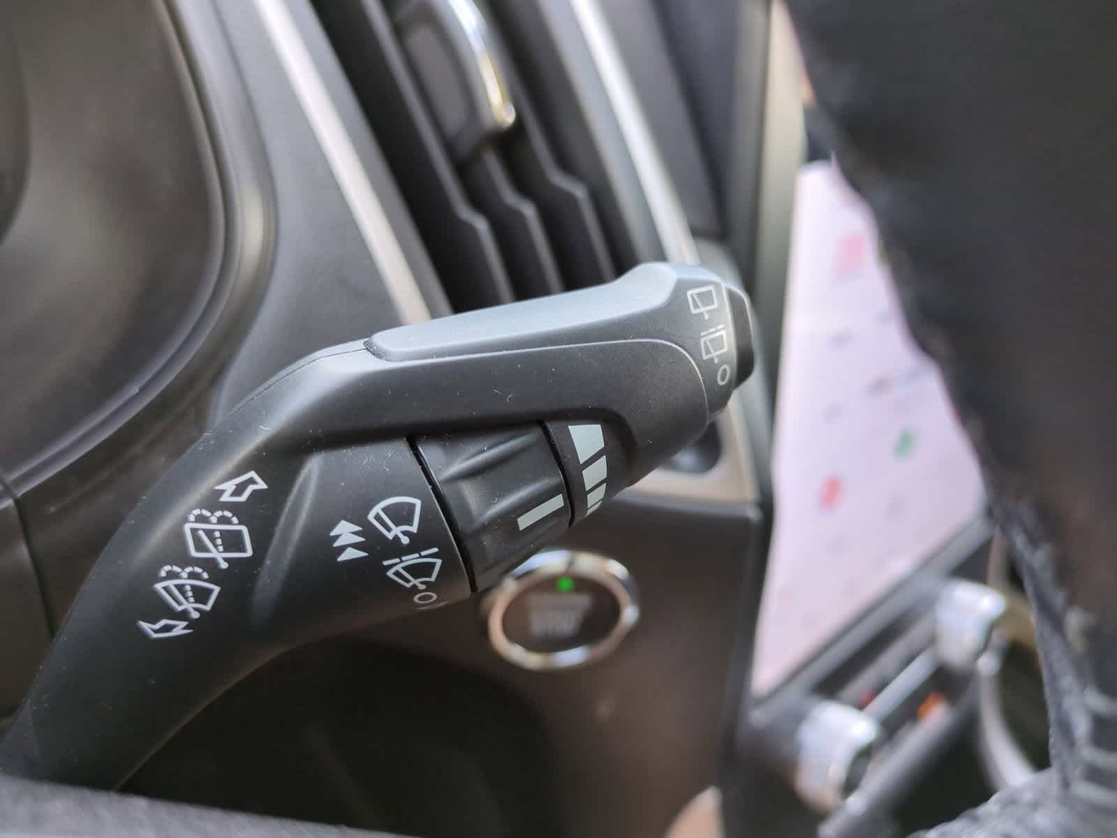 Thumbnail: 2022 Ford Edge - 25