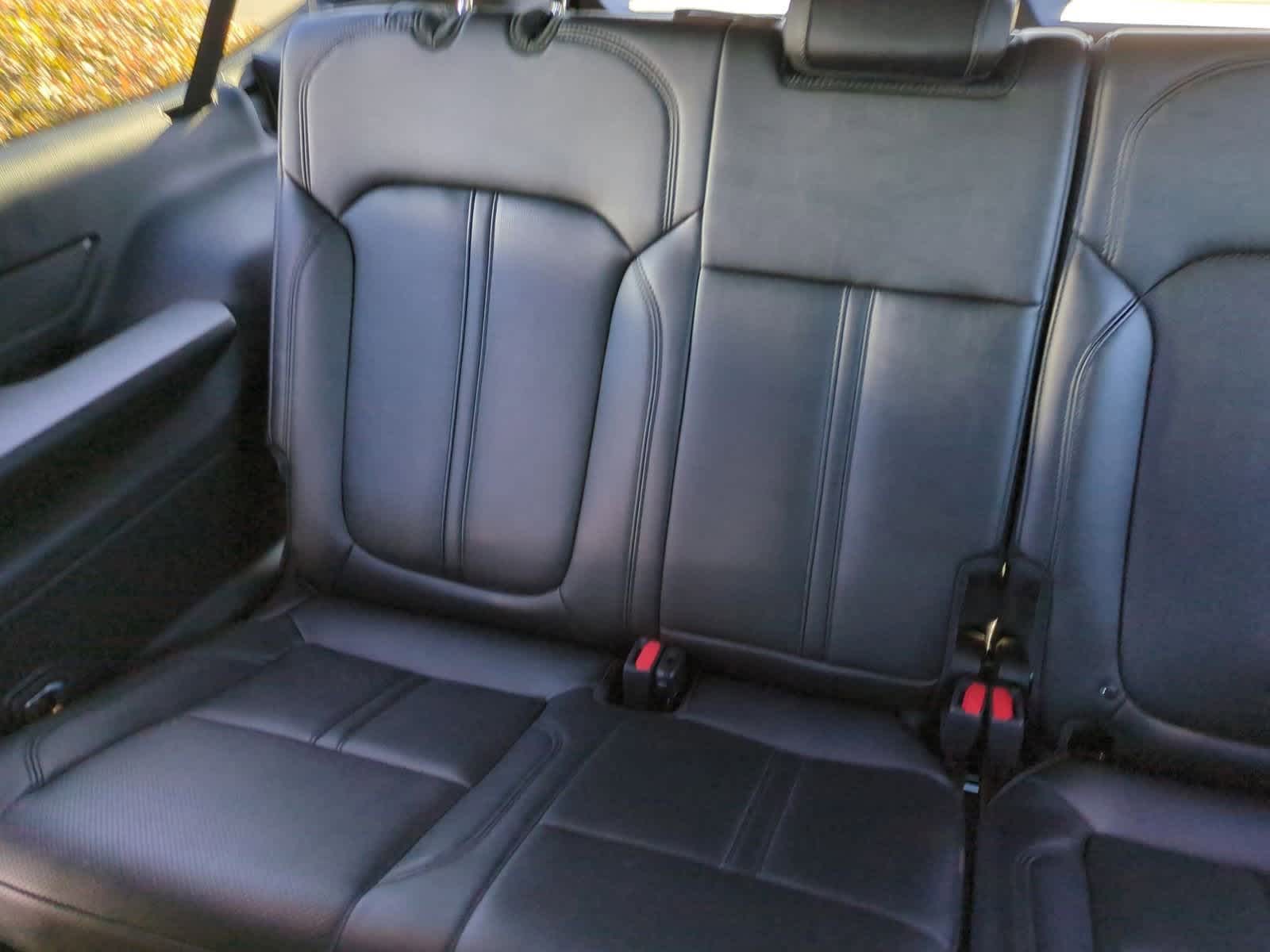 Thumbnail: 2024 Jeep Wagoneer - 21