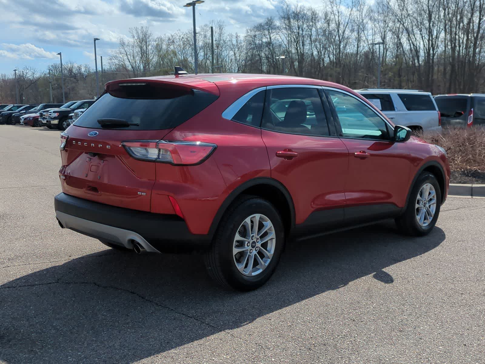 Thumbnail: 2022 Ford Escape - 8