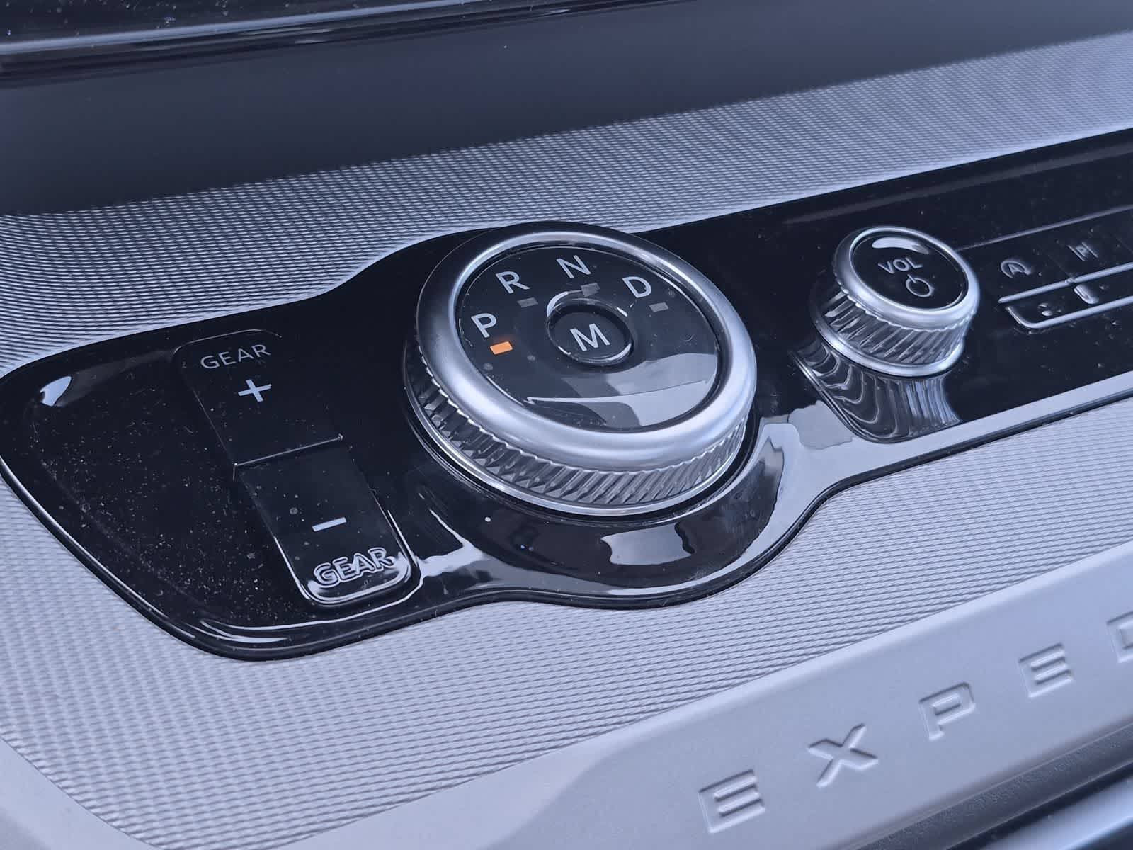 Thumbnail: 2026 Ford Expedition MAX - 33