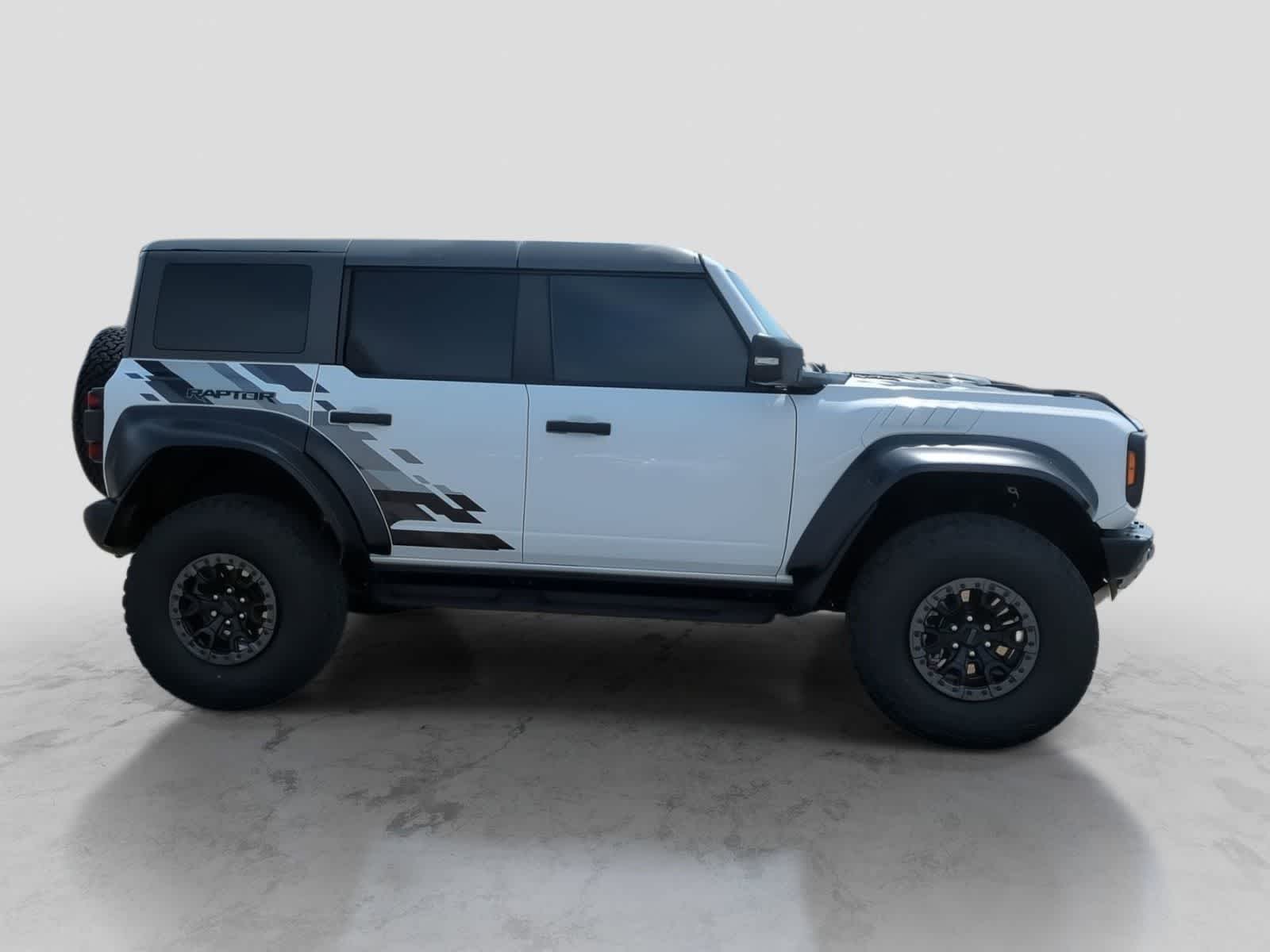 Thumbnail: 2024 Ford Bronco - 9