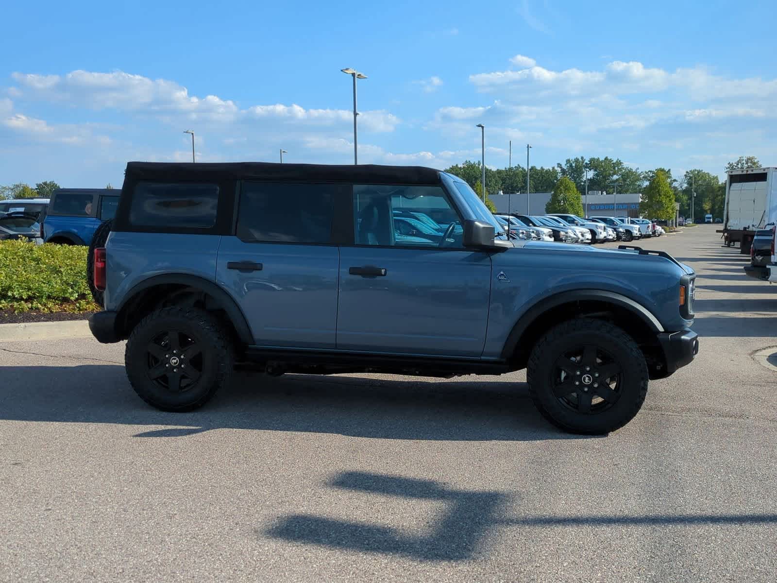 Thumbnail: 2023 Ford Bronco - 9
