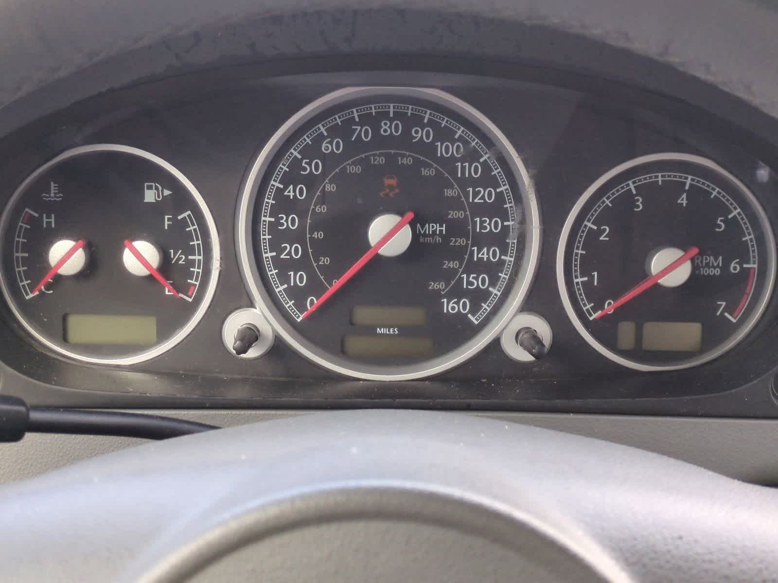 Thumbnail: 2004 Chrysler Crossfire - 29