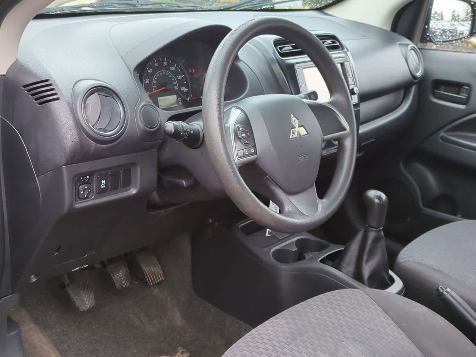 2018 Mitsubishi Mirage ES 10