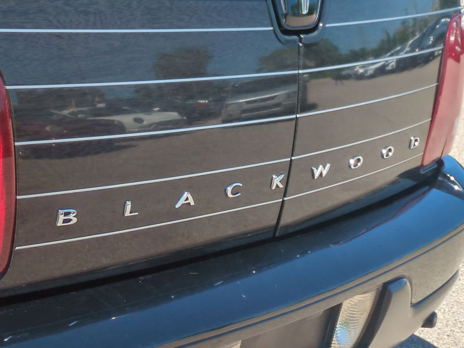 Thumbnail: 2002 Lincoln Blackwood - 13