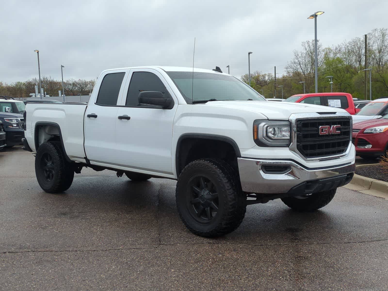 Thumbnail: 2017 GMC Sierra 1500 - 2