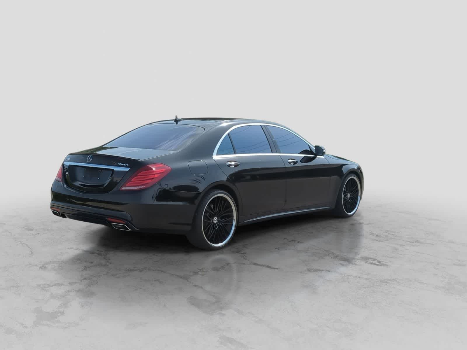 Thumbnail: 2017 Mercedes-Benz S-Class - 8