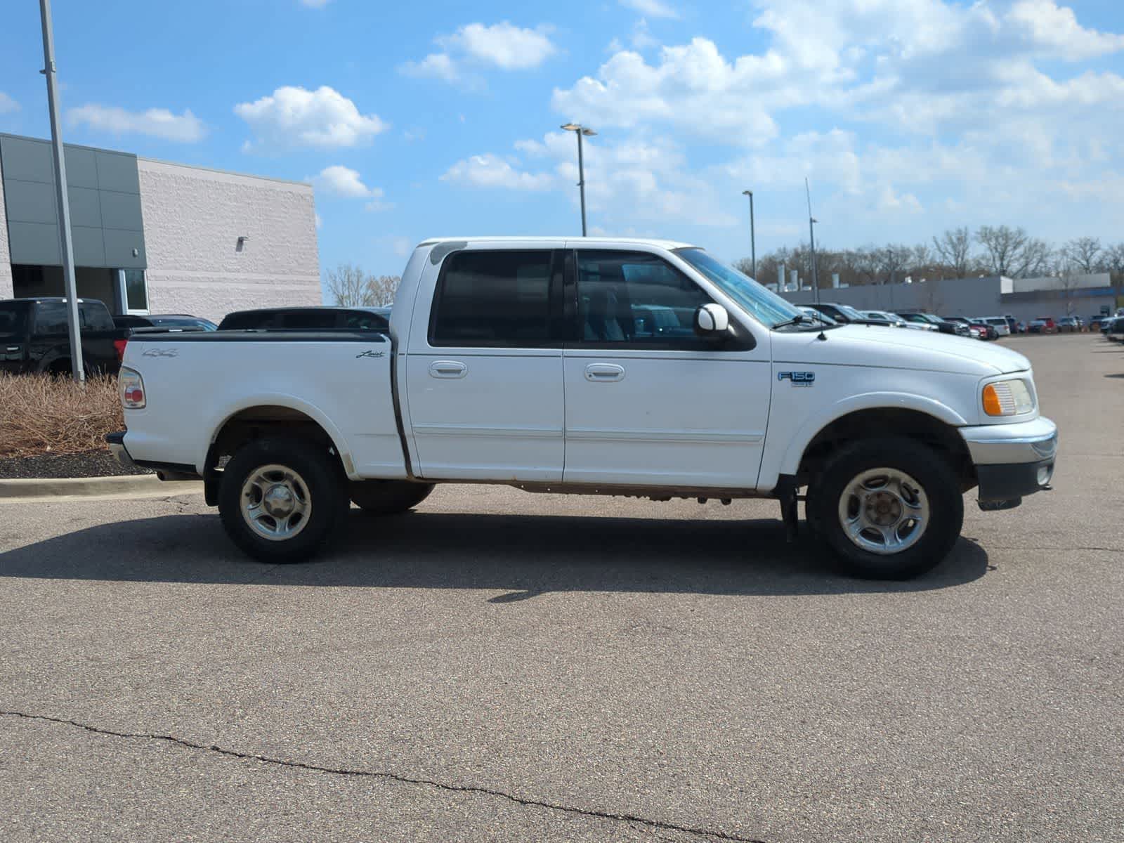 Thumbnail: 2001 Ford F-150 - 9
