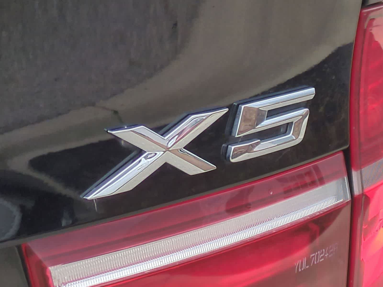 Thumbnail: 2012 BMW X5 - 13
