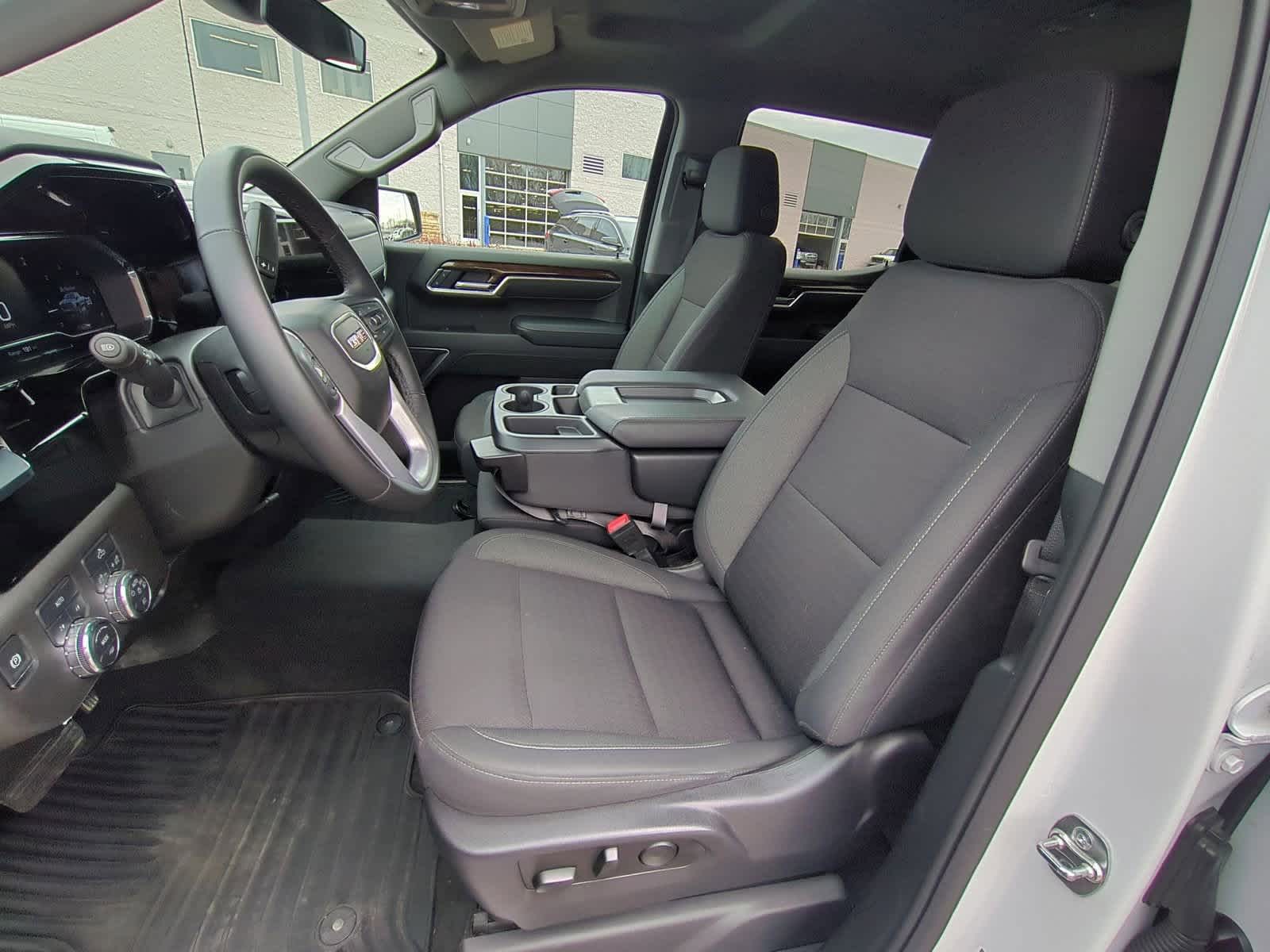 2025 GMC Sierra 1500 Elevation 16