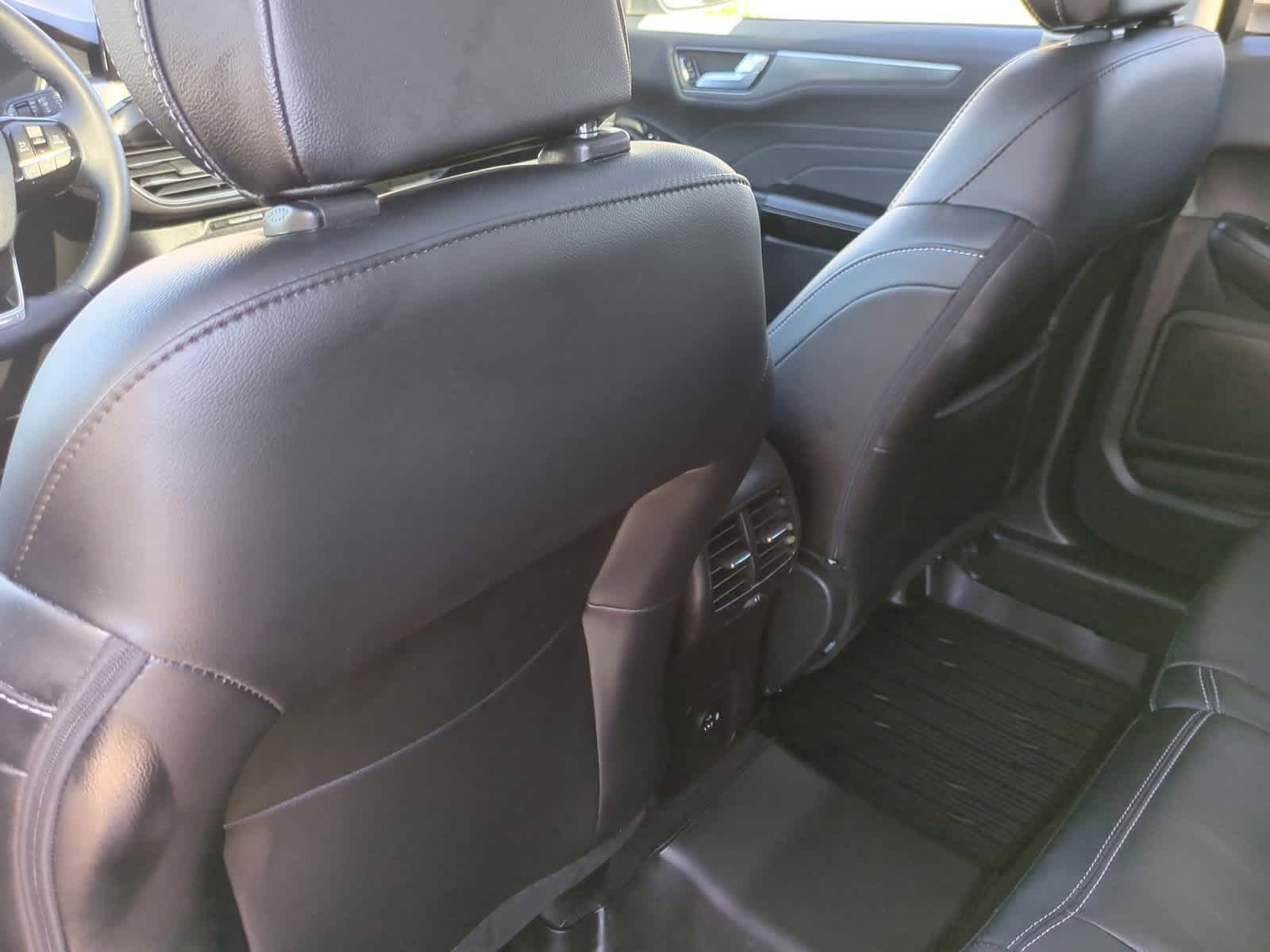 Thumbnail: 2022 Ford Escape - 18