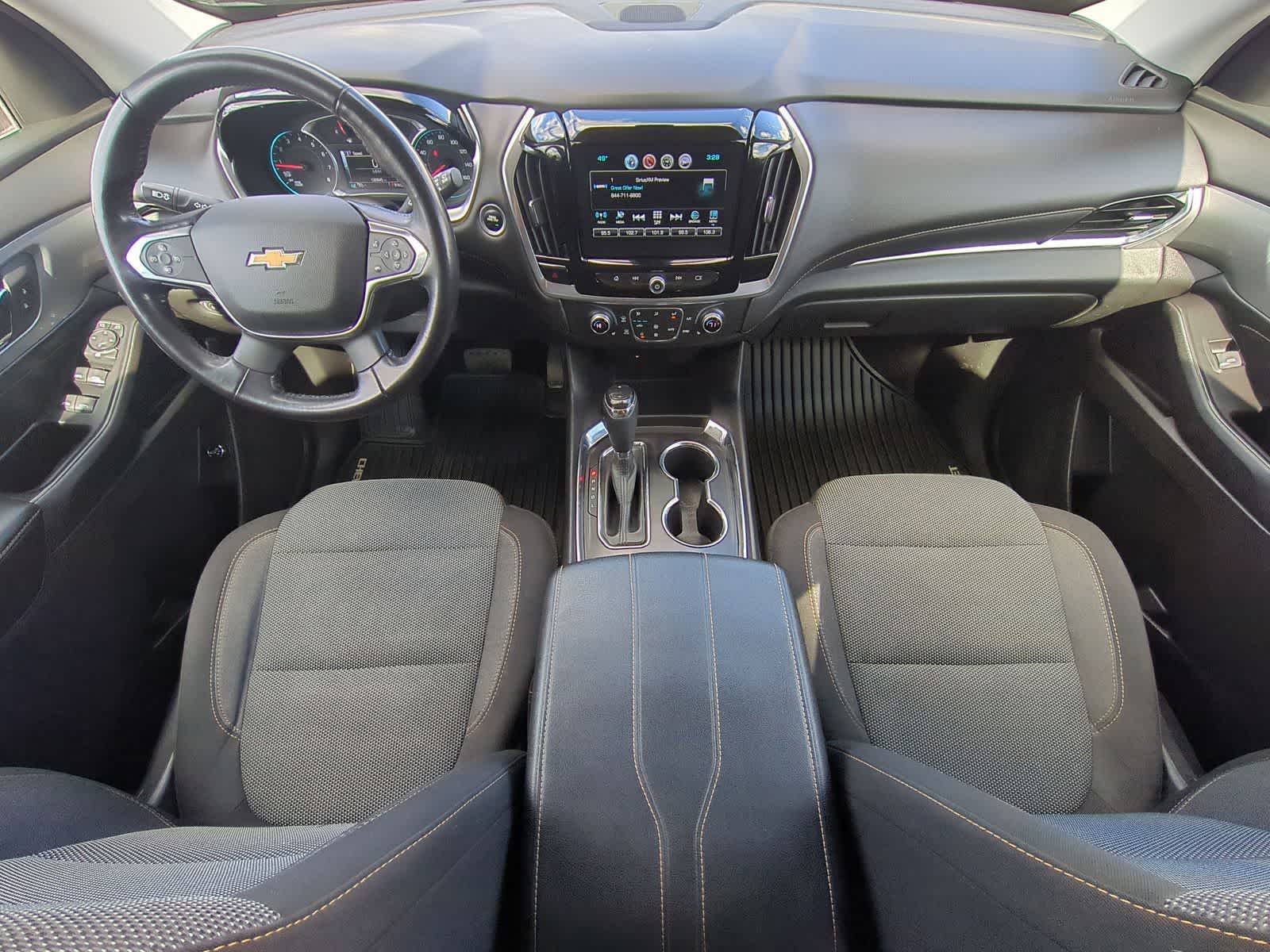 Thumbnail: 2018 Chevrolet Traverse - 15