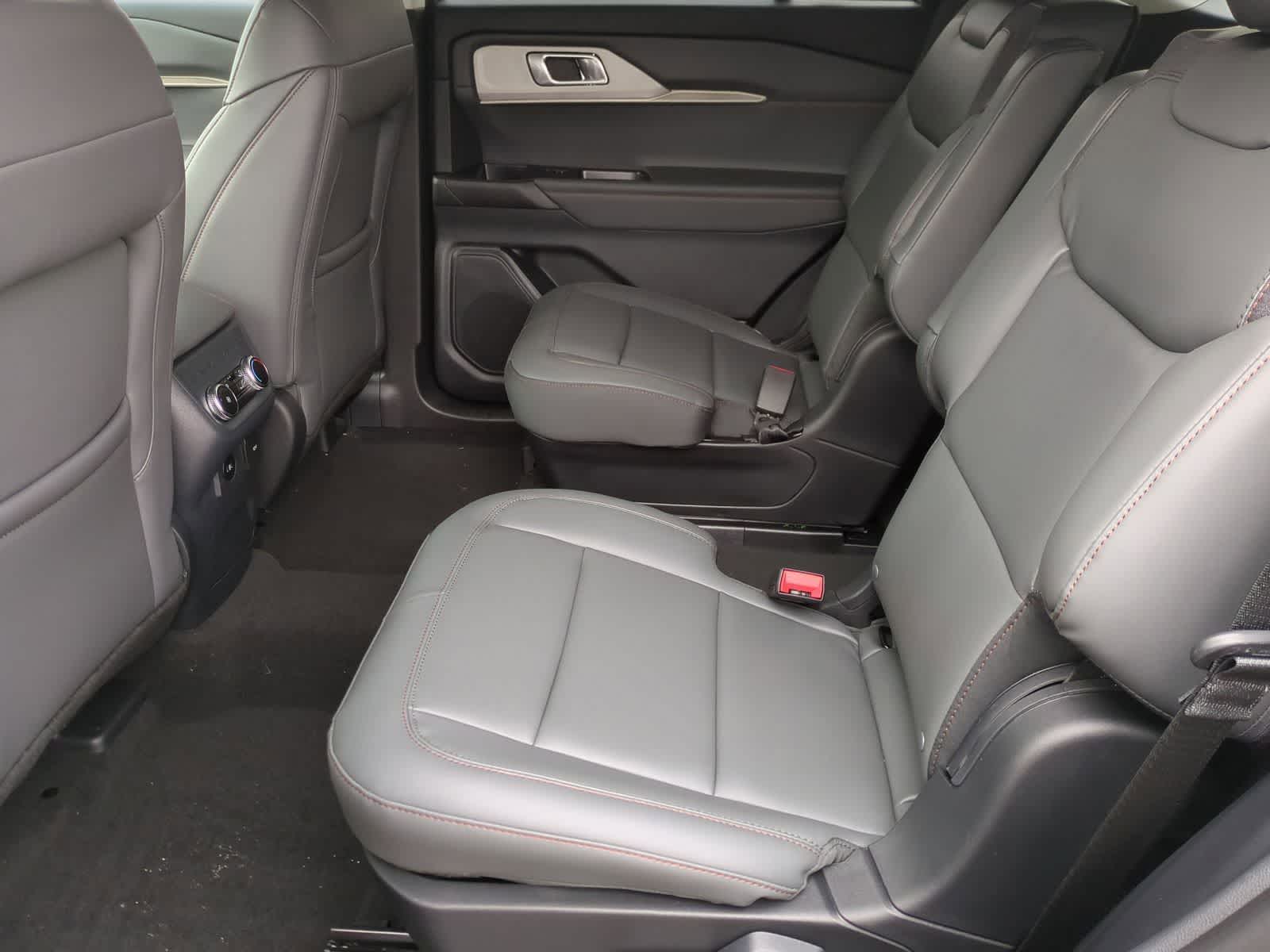 Thumbnail: 2026 Ford Explorer - 19