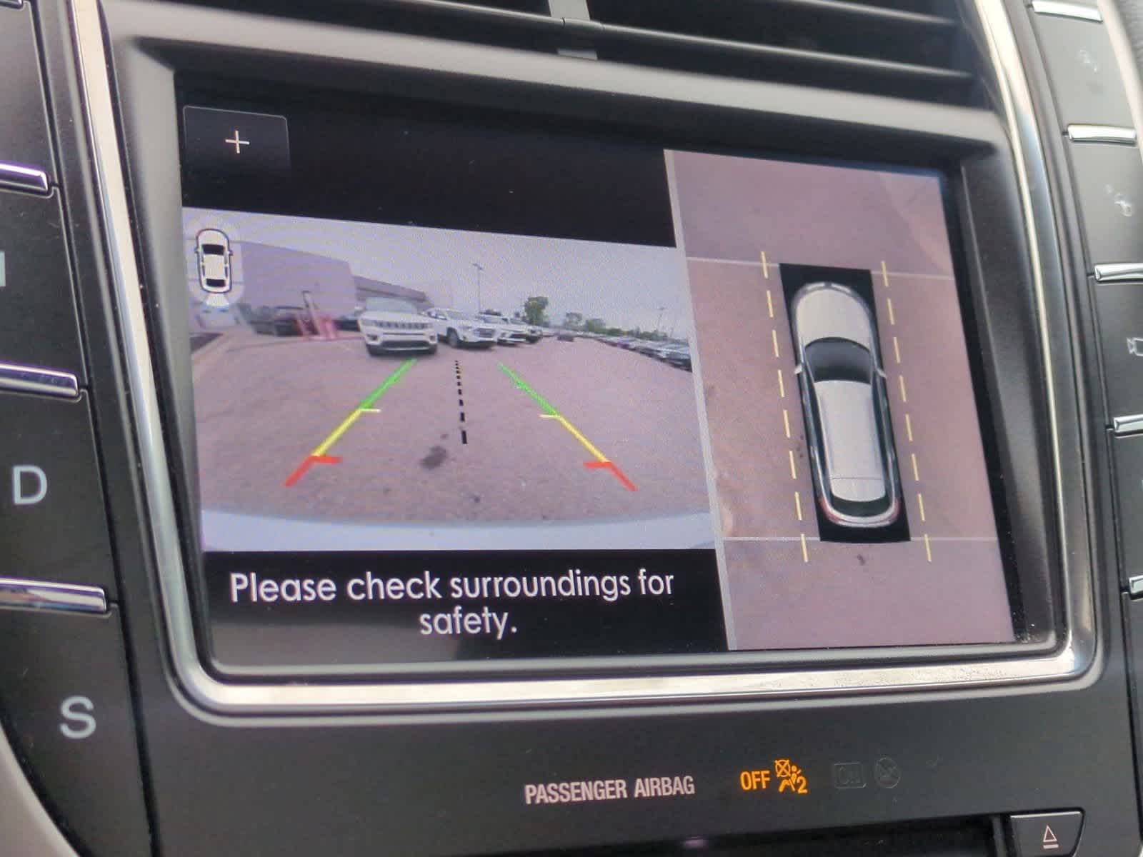 Thumbnail: 2019 Lincoln Nautilus - 31