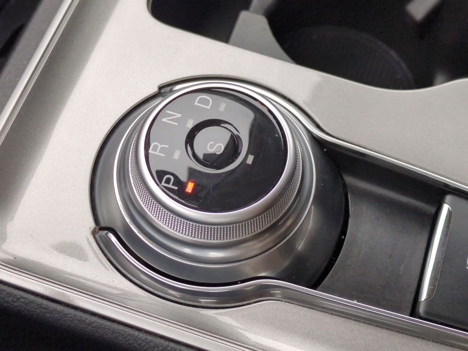 Thumbnail: 2023 Ford Edge - 30