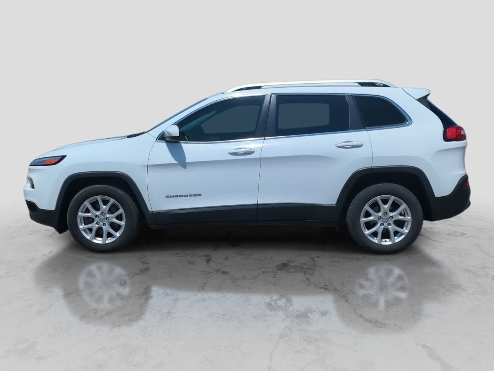 Thumbnail: 2018 Jeep Cherokee - 5