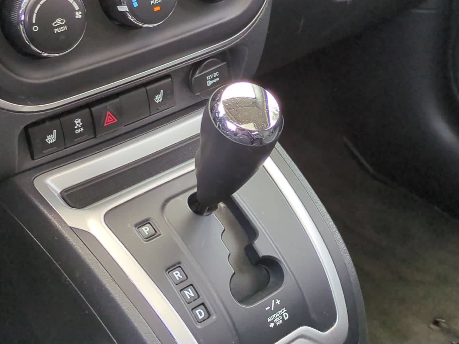 Thumbnail: 2016 Jeep Compass - 32