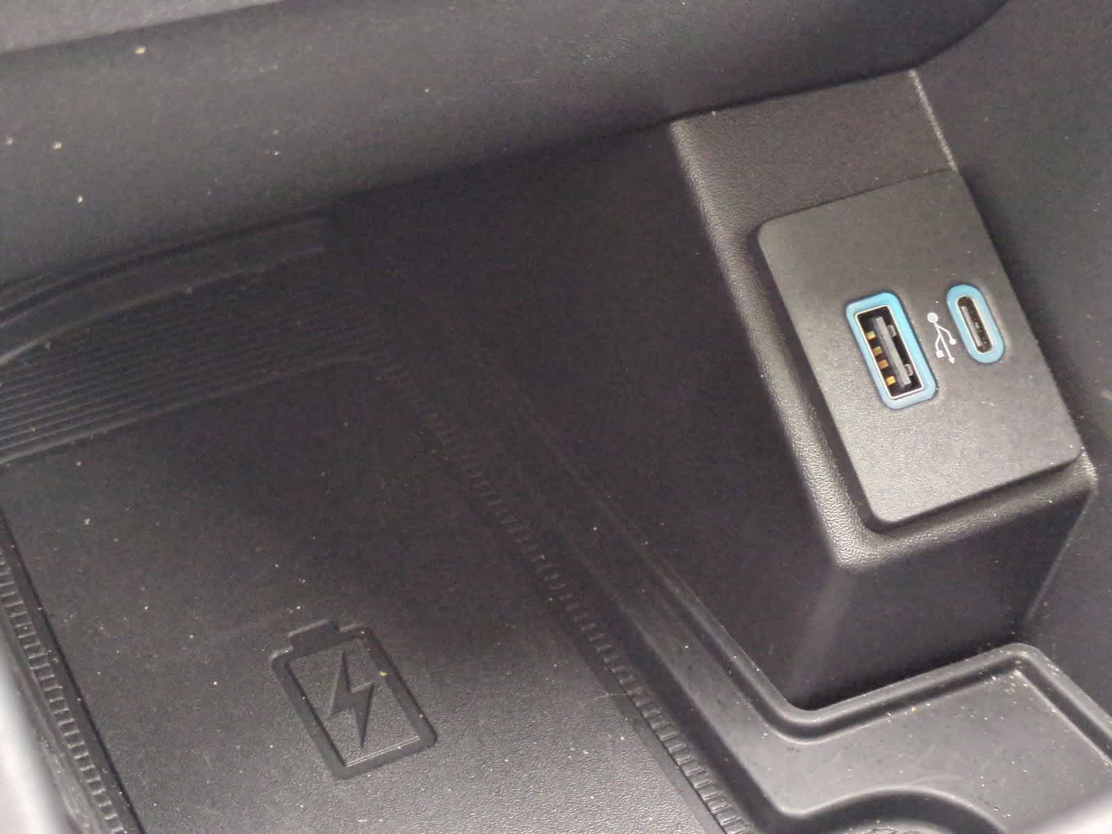 Thumbnail: 2023 Ford Edge - 30