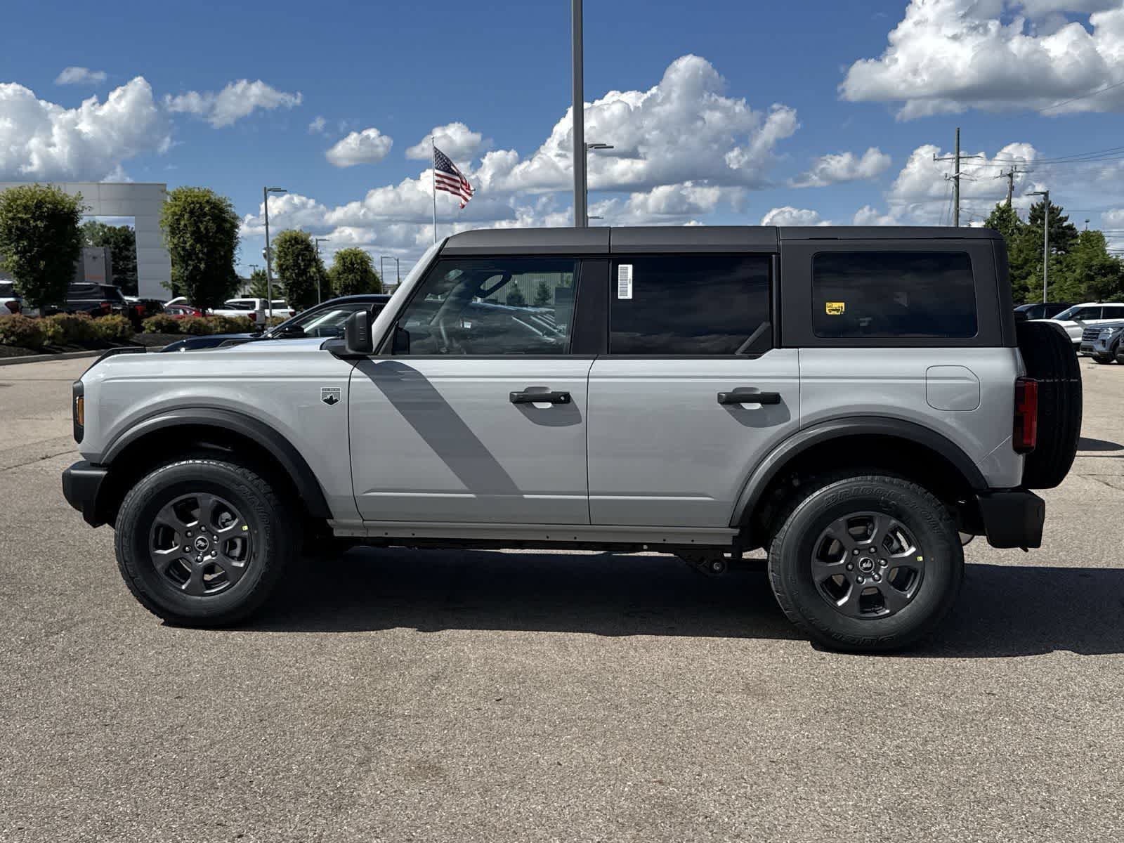 Thumbnail: 2026 Ford Bronco - 5