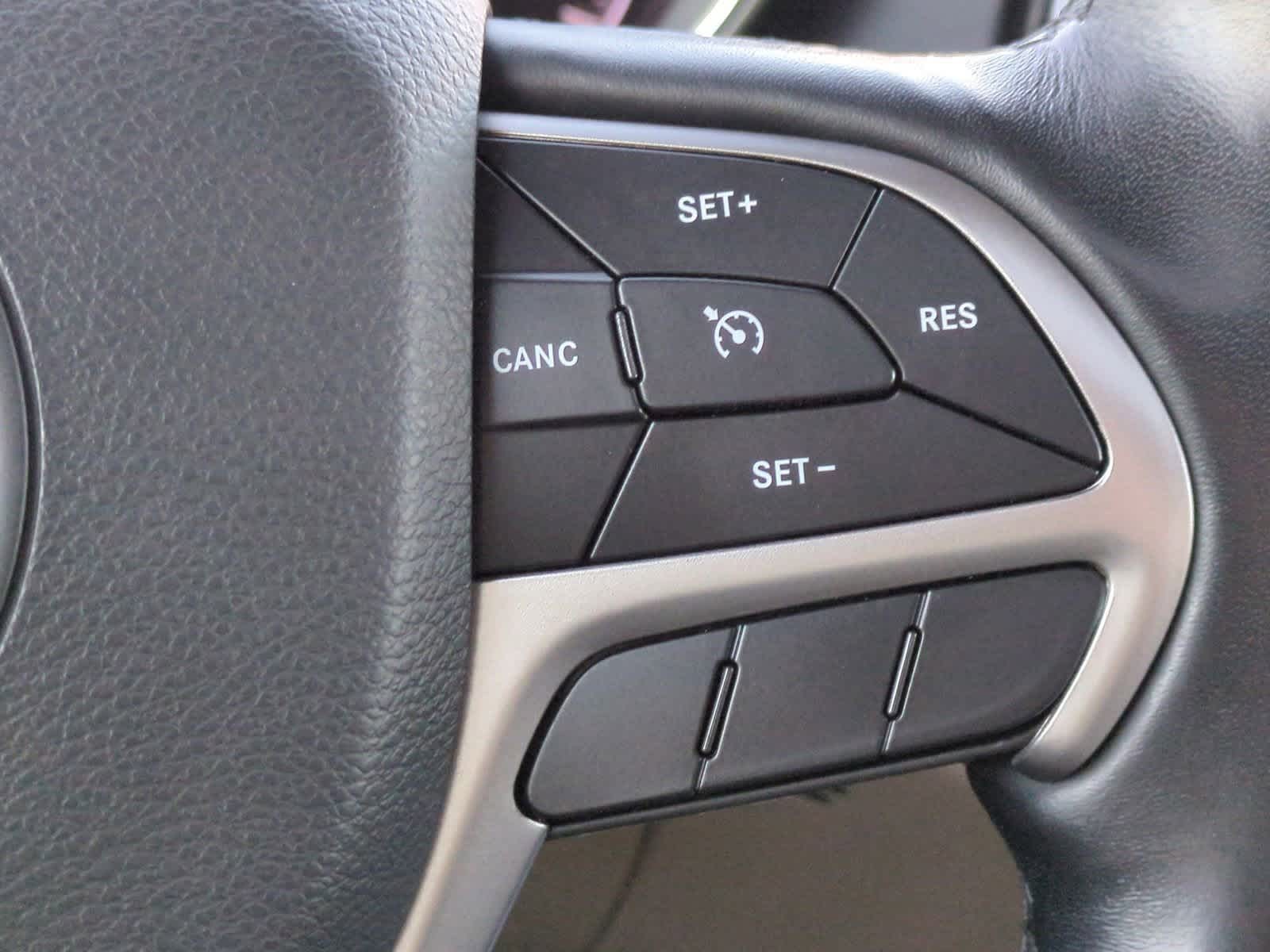 Thumbnail: 2020 Jeep Grand Cherokee - 26