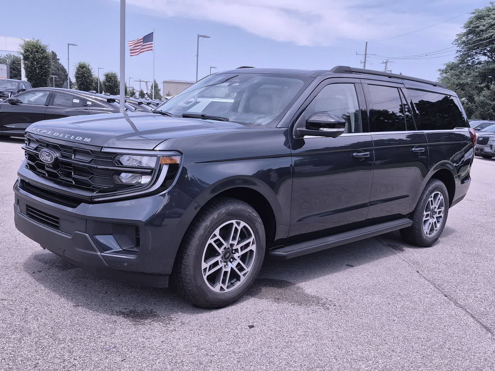 Thumbnail: 2026 Ford Expedition MAX - 4
