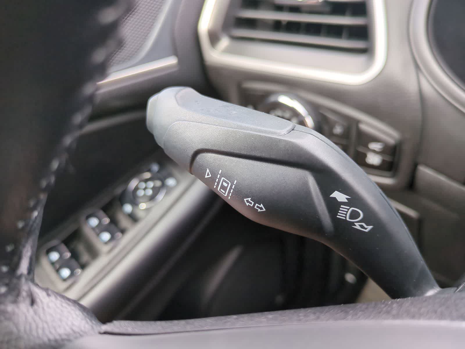 Thumbnail: 2023 Ford Edge - 28