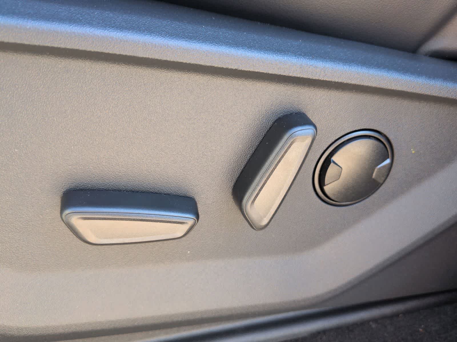 Thumbnail: 2026 Ford Expedition - 16