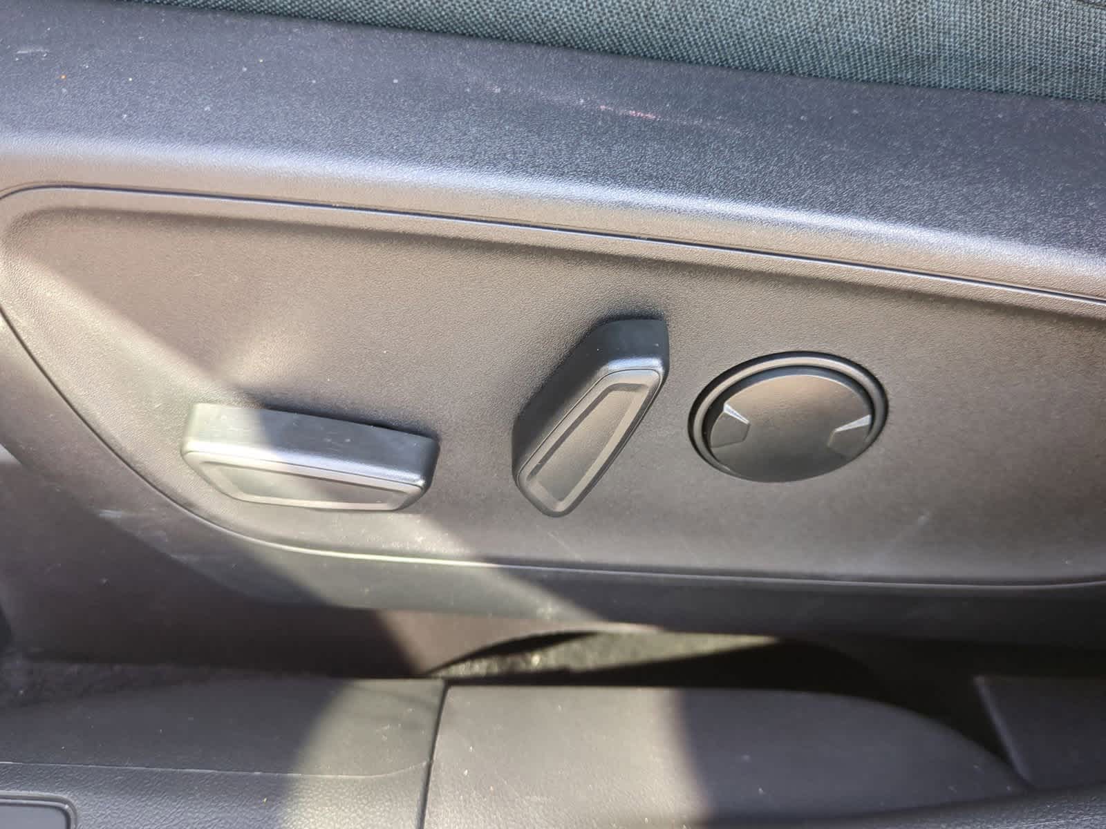 Thumbnail: 2023 Ford Bronco Sport - 17