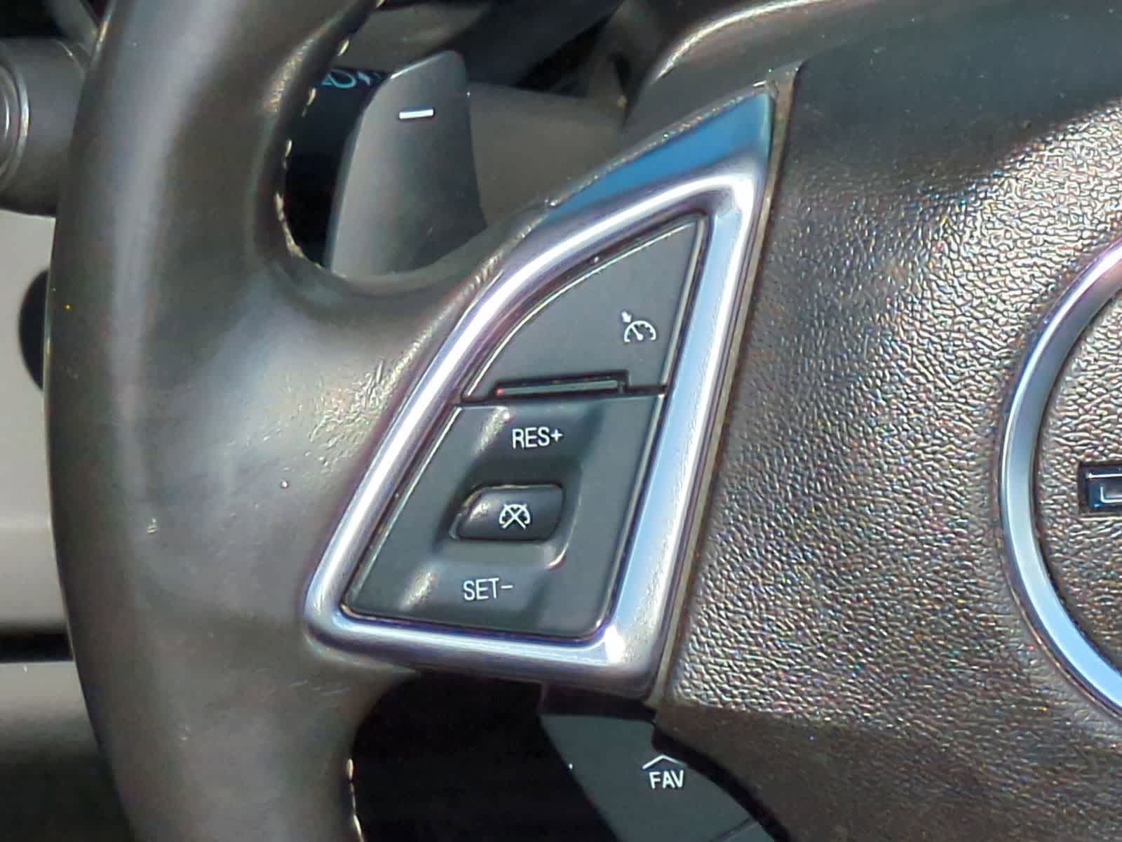 Thumbnail: 2020 Chevrolet Camaro - 24