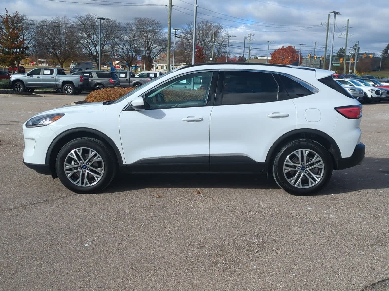 Thumbnail: 2022 Ford Escape - 5