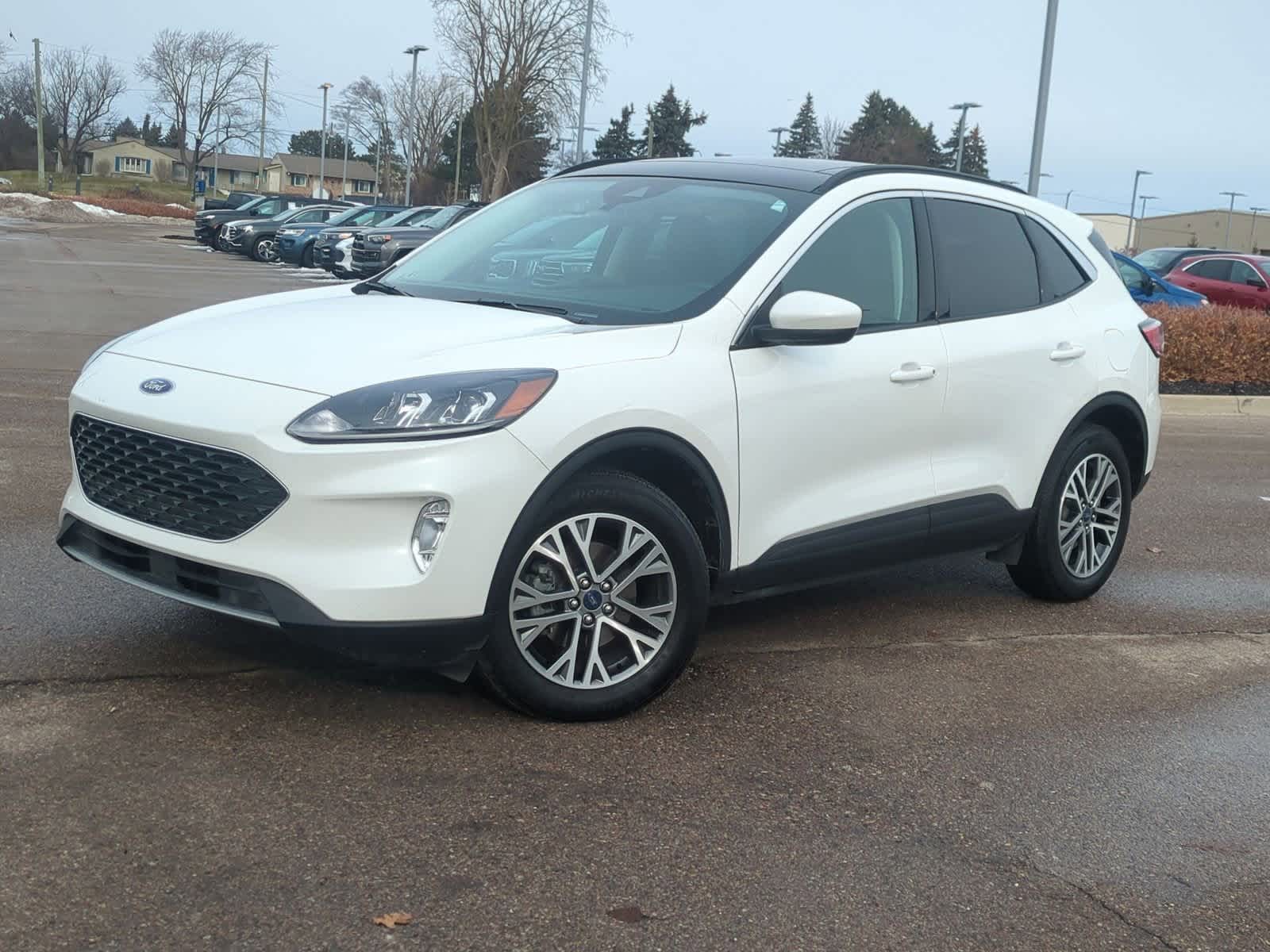 Thumbnail: 2022 Ford Escape - 1