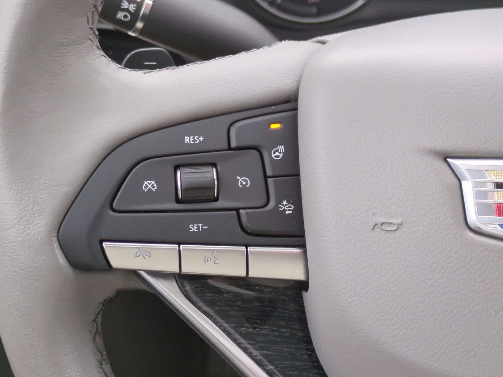 Thumbnail: 2022 Cadillac XT6 - 27